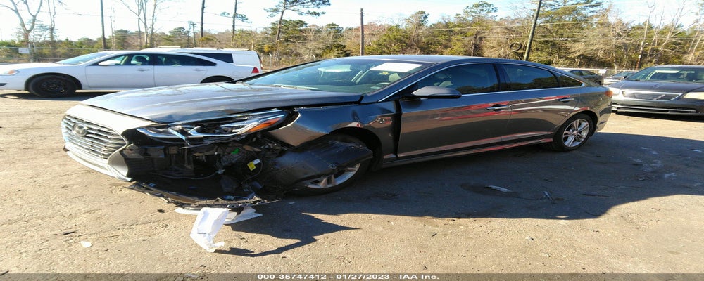 5NPE34AF4JH631930 2018 HYUNDAI SONATA photo no. 2