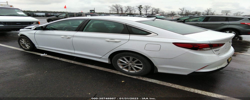 5NPE24AF0KH810941 2019 HYUNDAI SONATA photo no. 3