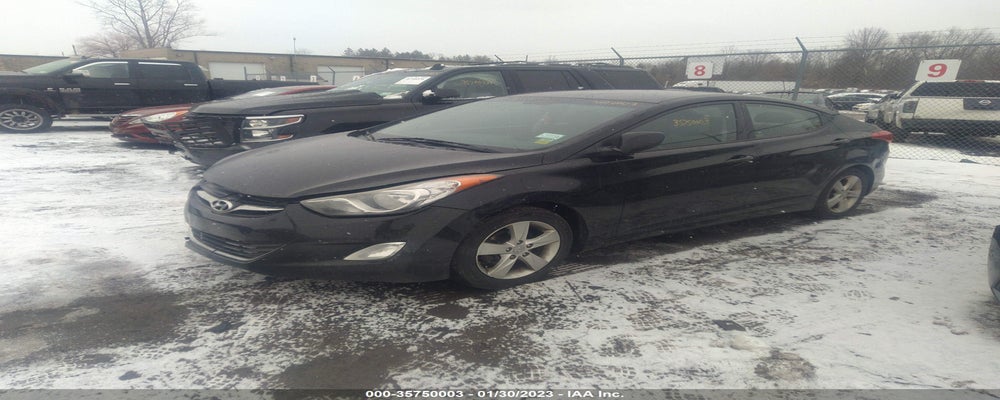 5NPDH4AE0DH384348 2013 HYUNDAI ELANTRA photo no. 2