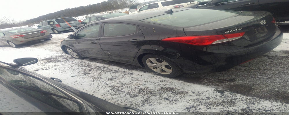 5NPDH4AE0DH384348 2013 HYUNDAI ELANTRA photo no. 3