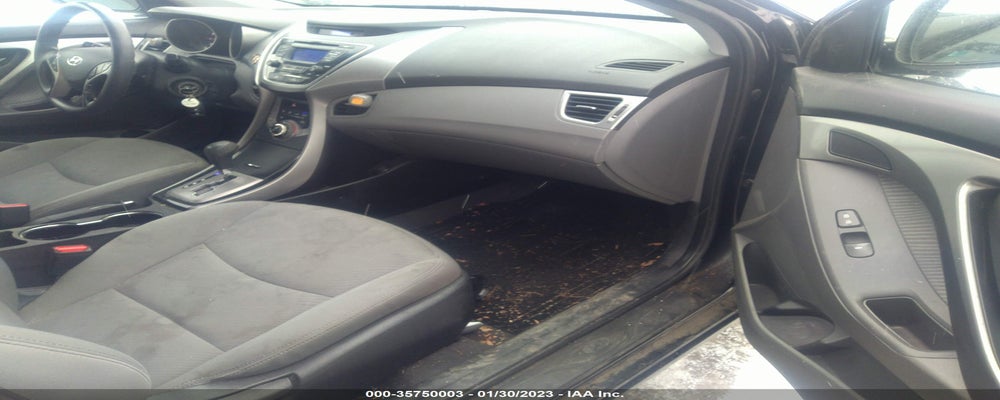 5NPDH4AE0DH384348 2013 HYUNDAI ELANTRA photo no. 5