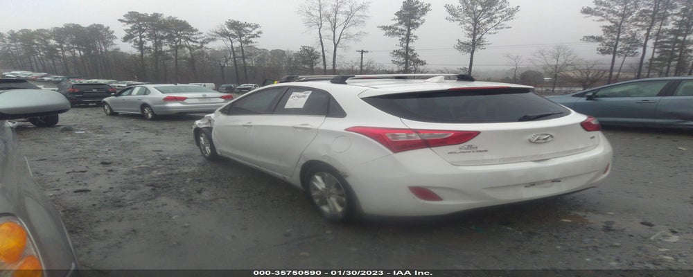 KMHD35LE8DU052080 2013 HYUNDAI ELANTRA GT photo no. 3