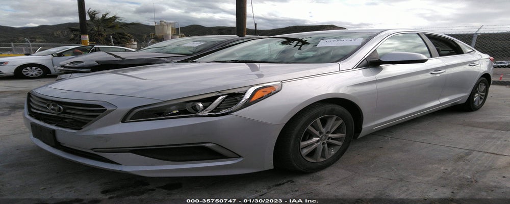 5NPE24AF6HH514525 2017 HYUNDAI SONATA photo no. 2