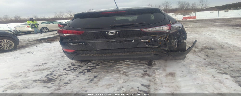 KM8J3CA4XHU260016 2017 HYUNDAI TUCSON photo no. 6