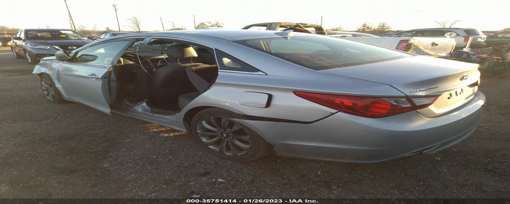 5NPEC4AC1BH160942 2011 HYUNDAI SONATA photo no. 3