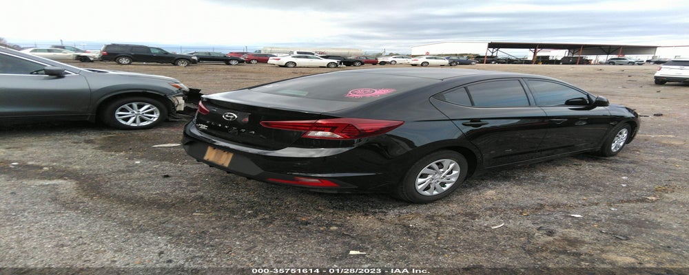 5NPD74LFXLH522324 2020 HYUNDAI ELANTRA photo no. 4