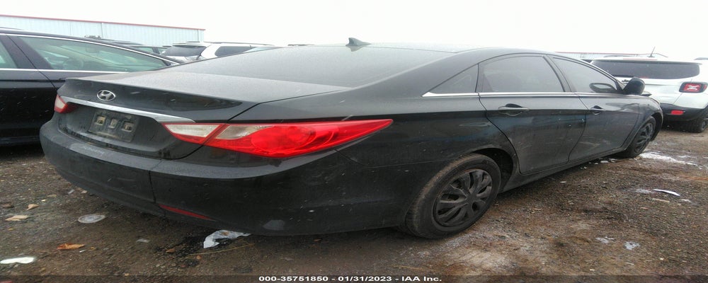 5NPEB4AC0BH234662 2011 HYUNDAI SONATA photo no. 4