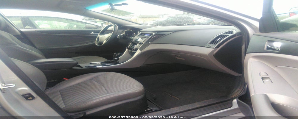 5NPEC4AB3BH174333 2011 HYUNDAI SONATA photo no. 5