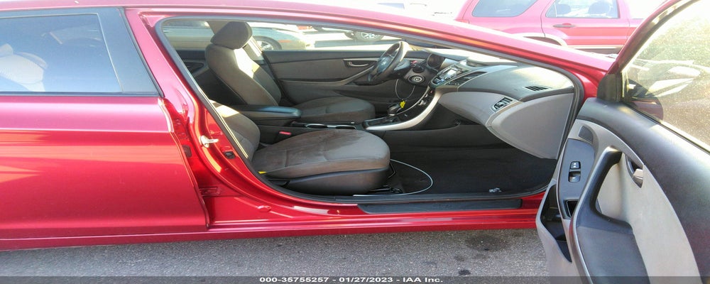 5NPDH4AE3GH745480 2016 HYUNDAI ELANTRA photo no. 5