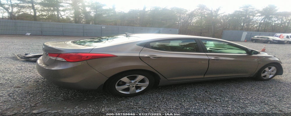 5NPDH4AEXDH252486 2013 HYUNDAI ELANTRA photo no. 4
