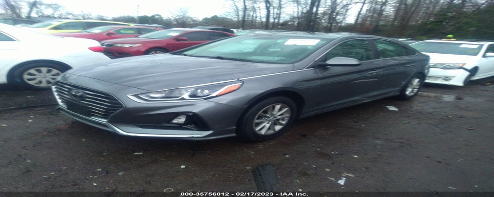 5NPE24AF7JH715632 2018 HYUNDAI SONATA photo no. 2