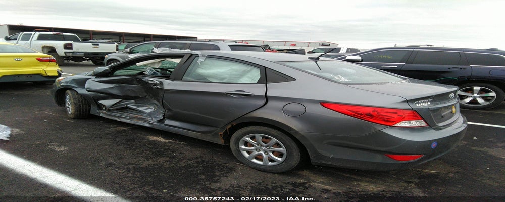 KMHCT4AE7EU686782 2014 HYUNDAI ACCENT photo no. 3