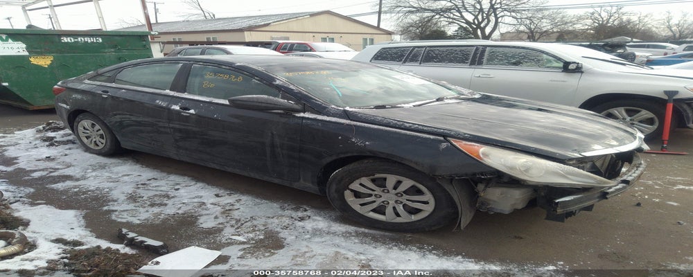 5NPEB4AC8BH047024 2011 HYUNDAI SONATA photo no. 11