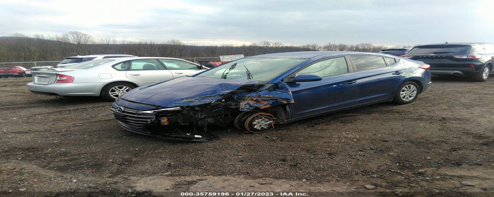 5NPD74LF2KH468158 2019 HYUNDAI ELANTRA photo no. 2