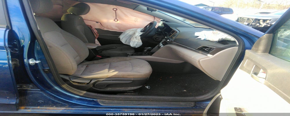5NPD74LF2KH468158 2019 HYUNDAI ELANTRA photo no. 5