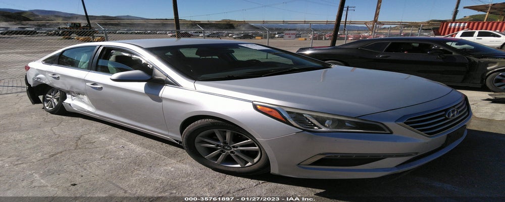 5NPE24AF2FH185819 2015 HYUNDAI SONATA photo no. 1