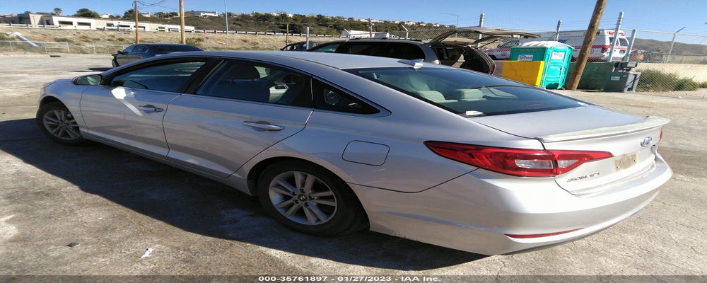 5NPE24AF2FH185819 2015 HYUNDAI SONATA photo no. 3