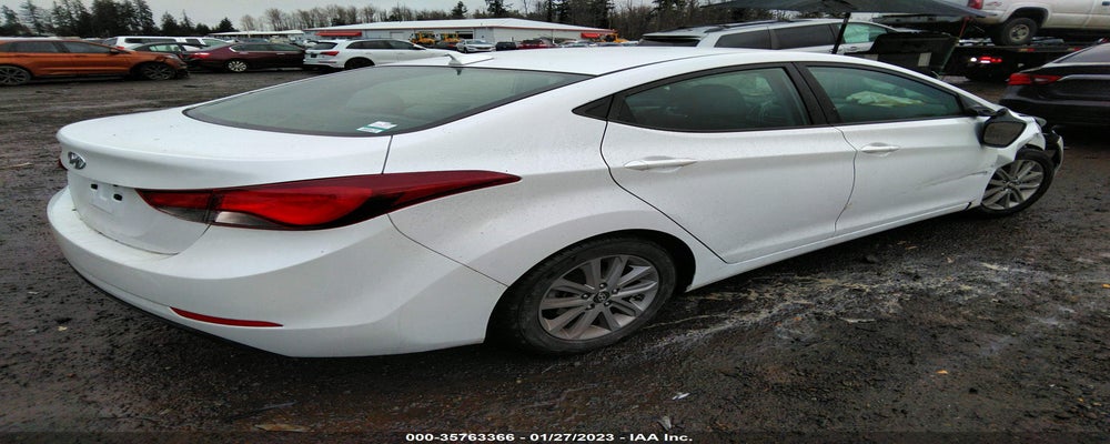 5NPDH4AE9GH769900 2016 HYUNDAI ELANTRA photo no. 4