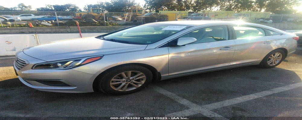 5NPE24AF6GH409109 2016 HYUNDAI SONATA photo no. 2