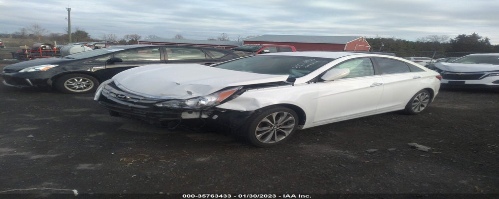 5NPEC4AC3DH725548 2013 HYUNDAI SONATA photo no. 2