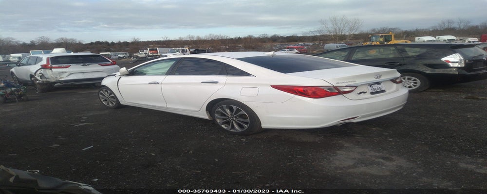 5NPEC4AC3DH725548 2013 HYUNDAI SONATA photo no. 3