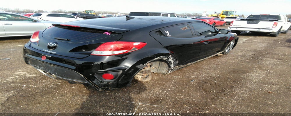 KMHTC6AE0GU272838 2016 HYUNDAI VELOSTER photo no. 4
