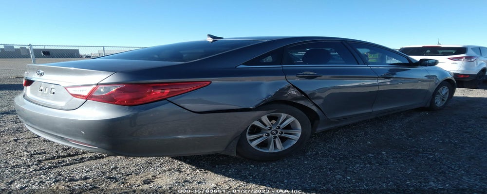 5NPEB4ACXBH284159 2011 HYUNDAI SONATA photo no. 4