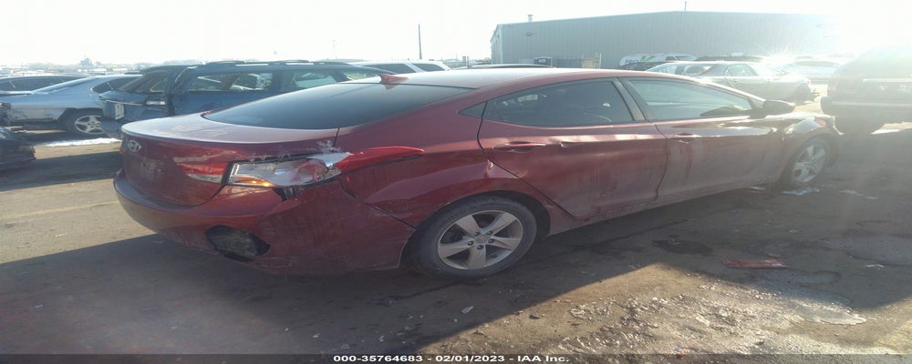 5NPDH4AE3DH438273 2013 HYUNDAI ELANTRA photo no. 4