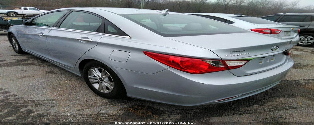 5NPEB4AC3BH221825 2011 HYUNDAI SONATA photo no. 3
