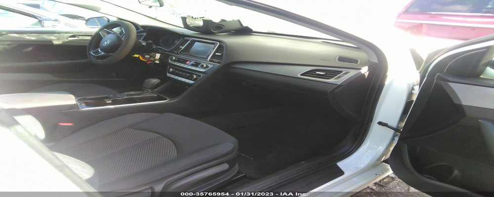 5NPE24AF1JH611069 2018 HYUNDAI SONATA photo no. 5