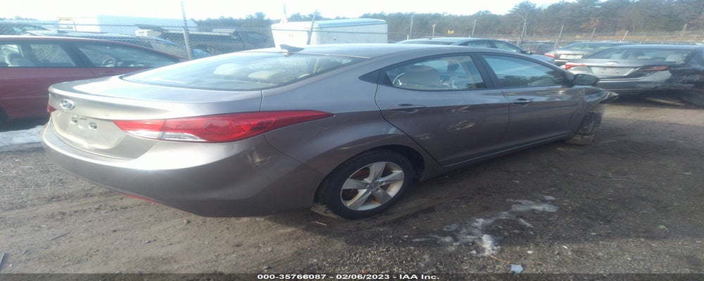 5NPDH4AE8BH007733 2011 HYUNDAI ELANTRA photo no. 4