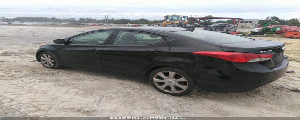 5NPDH4AE0DH271290 2013 HYUNDAI ELANTRA photo no. 3