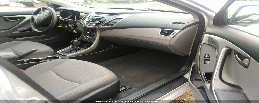 5NPDH4AE9GH703394 2016 HYUNDAI ELANTRA photo no. 5