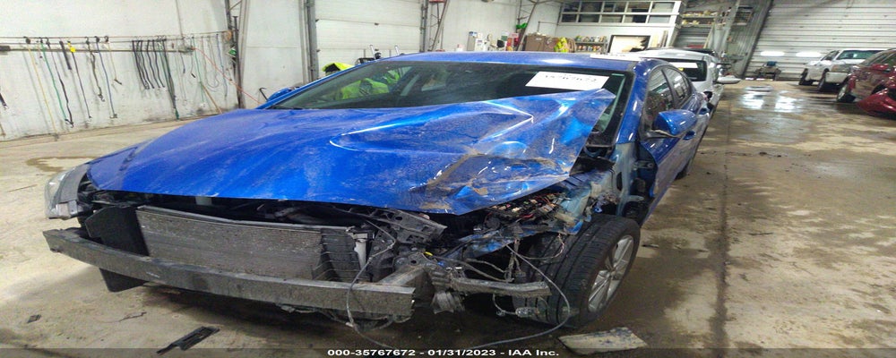 KMHD84LF8HU243203 2017 HYUNDAI ELANTRA photo no. 6