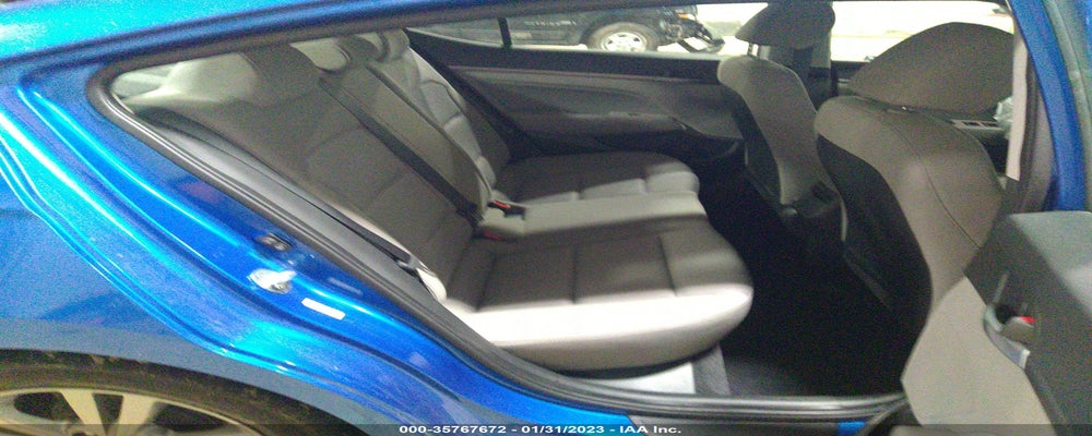 KMHD84LF8HU243203 2017 HYUNDAI ELANTRA photo no. 8