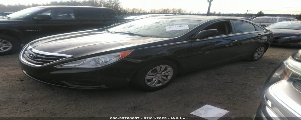 5NPEB4AC5BH253739 2011 HYUNDAI SONATA photo no. 2