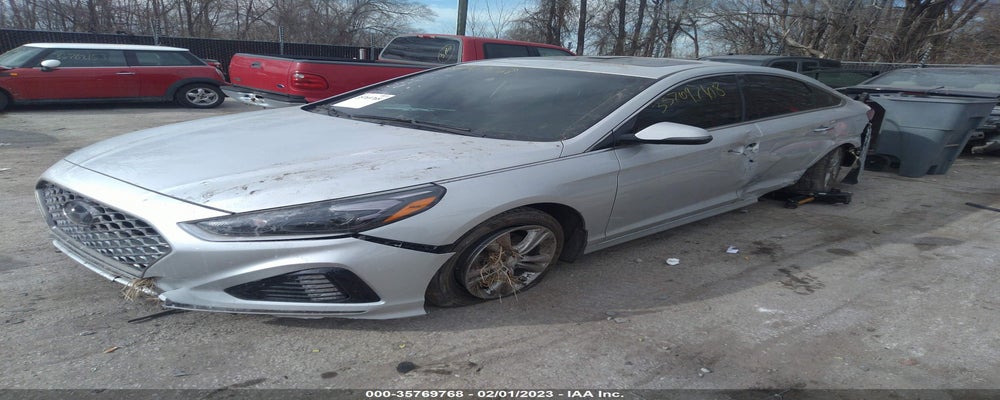 5NPE34AF6JH721015 2018 HYUNDAI SONATA photo no. 2