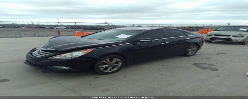 5NPEC4ACXDH597468 2013 HYUNDAI SONATA photo no. 2
