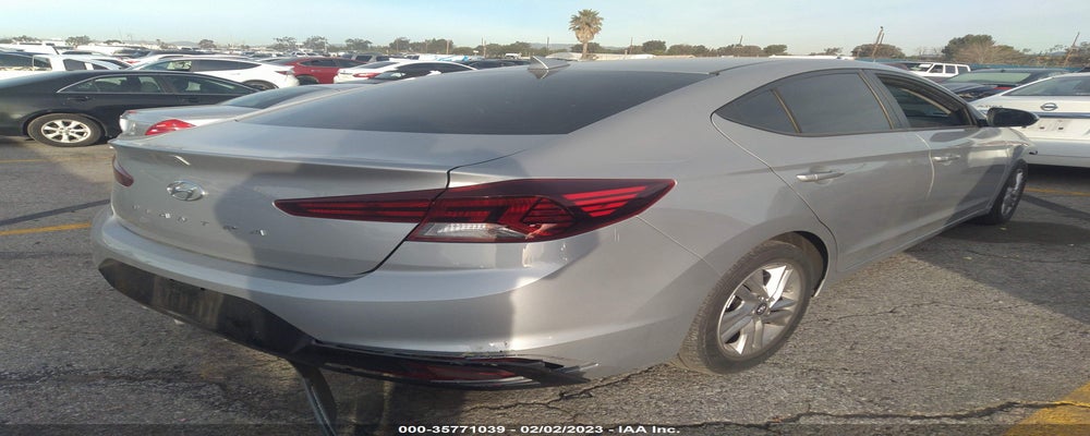 KMHD84LF8LU067231 2020 HYUNDAI ELANTRA photo no. 4