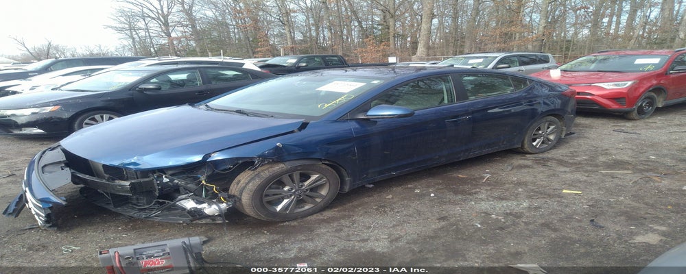 5NPD84LF9JH321167 2018 HYUNDAI ELANTRA photo no. 2