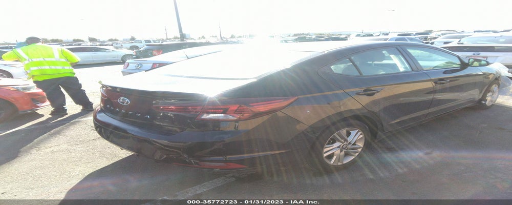 KMHD84LF2LU071839 2020 HYUNDAI ELANTRA photo no. 4