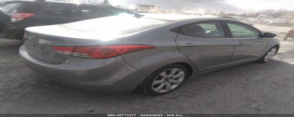 KMHDH4AE2DU592880 2013 HYUNDAI ELANTRA photo no. 4
