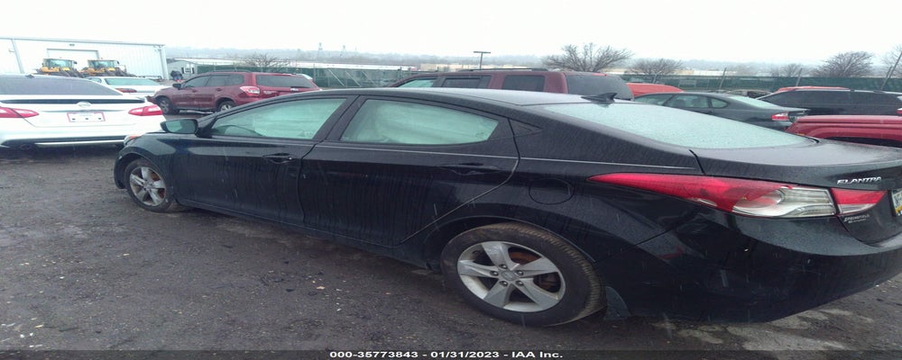 KMHDH4AE4DU545382 2013 HYUNDAI ELANTRA photo no. 3
