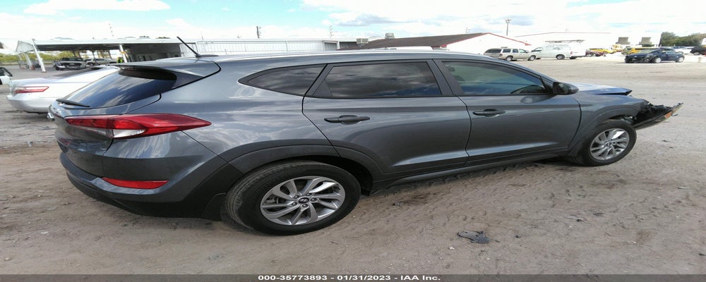 KM8J33A45GU061504 2016 HYUNDAI TUCSON photo no. 4