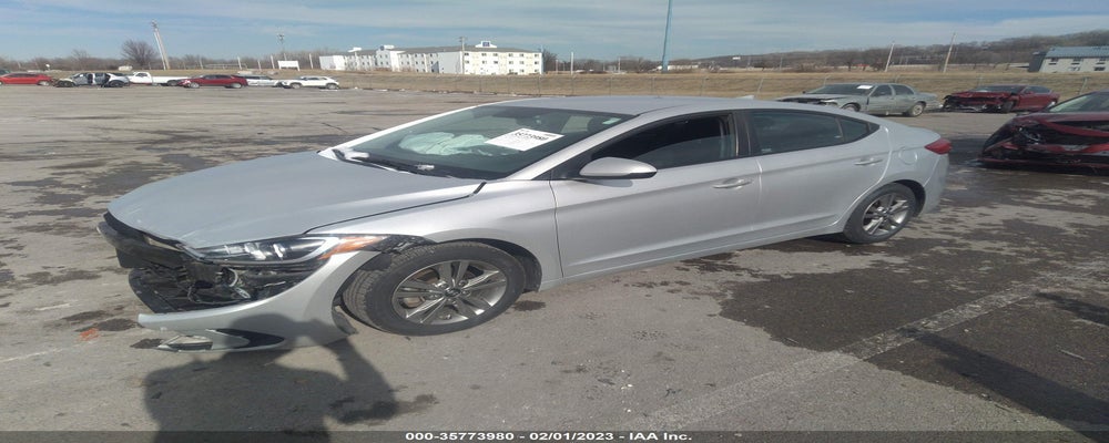 5NPD84LF7JH387328 2018 HYUNDAI ELANTRA photo no. 2