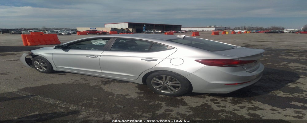 5NPD84LF7JH387328 2018 HYUNDAI ELANTRA photo no. 3