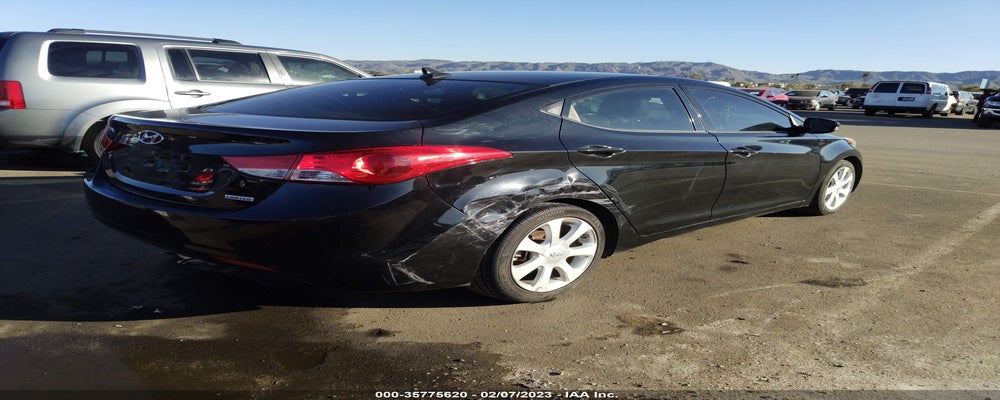 5NPDH4AE2DH241269 2013 HYUNDAI ELANTRA photo no. 4