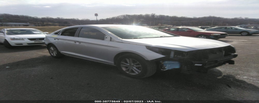 5NPE24AFXHH572380 2017 HYUNDAI SONATA photo no. 1
