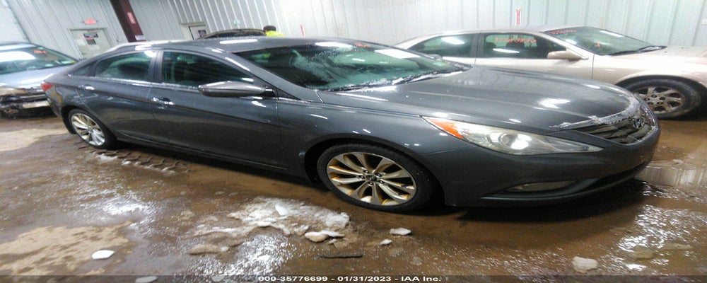 5NPEC4AB5BH178237 2011 HYUNDAI SONATA photo no. 12