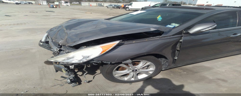 5NPEC4AB1BH300253 2011 HYUNDAI SONATA photo no. 6